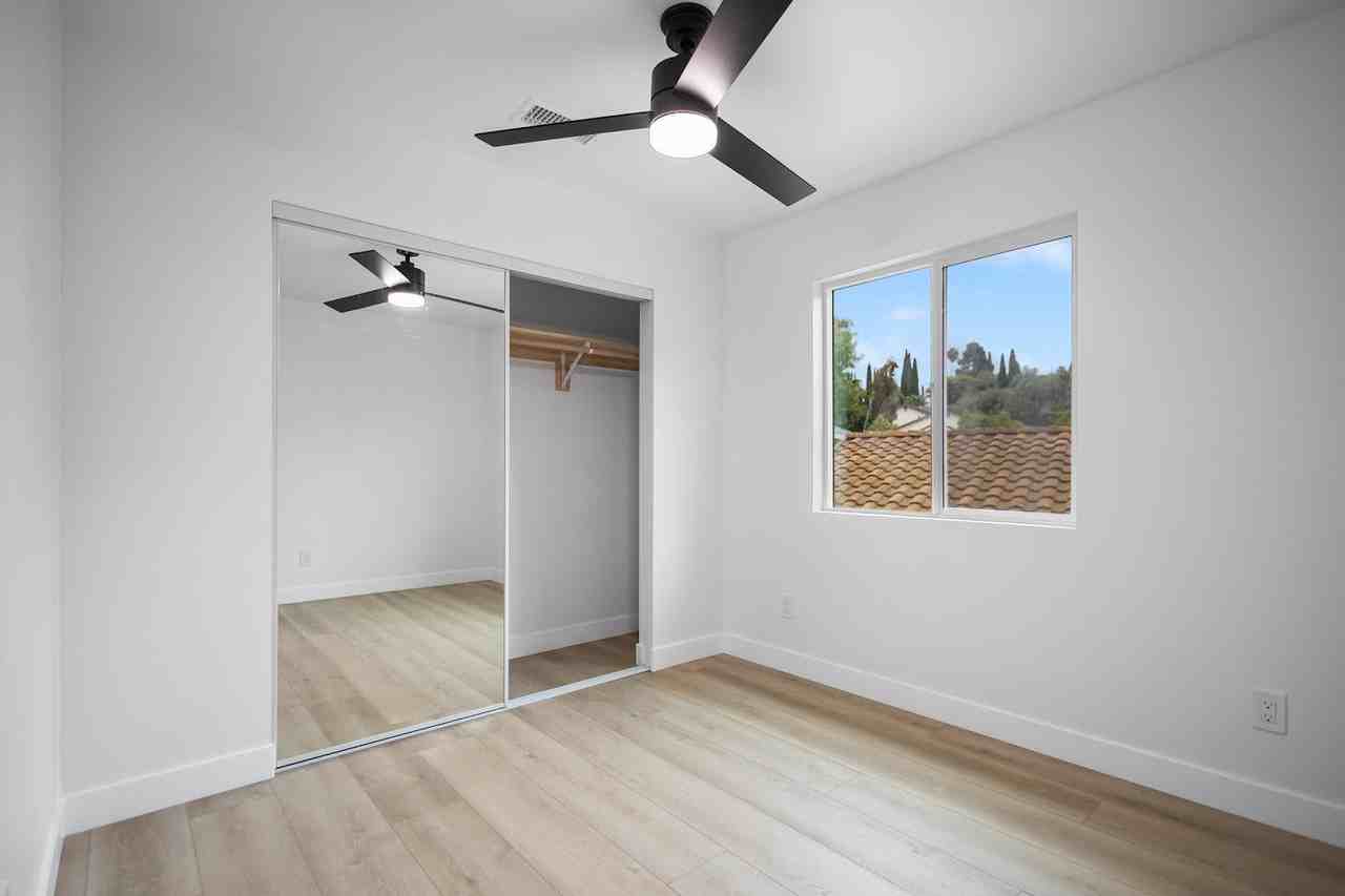 4895 54th St - Photo 7 of 8