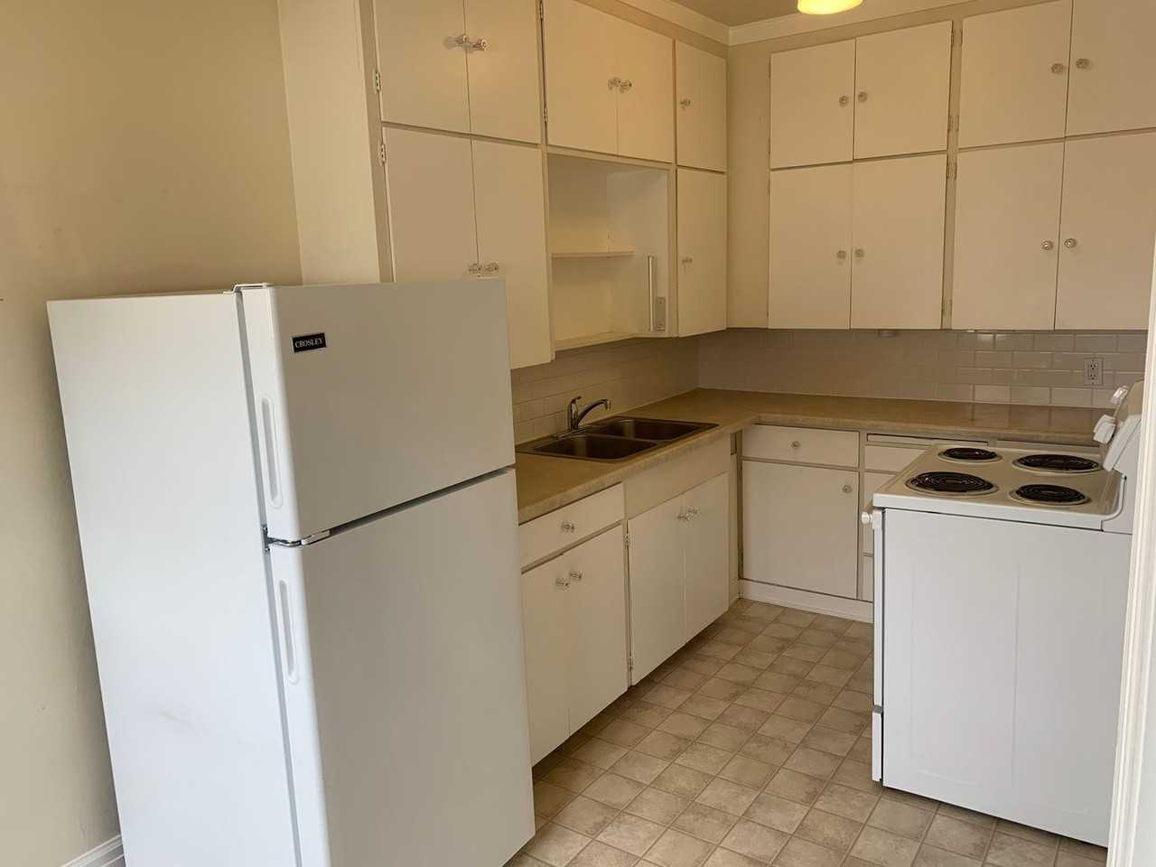 Bugge Apartments - Photo 2 of 24