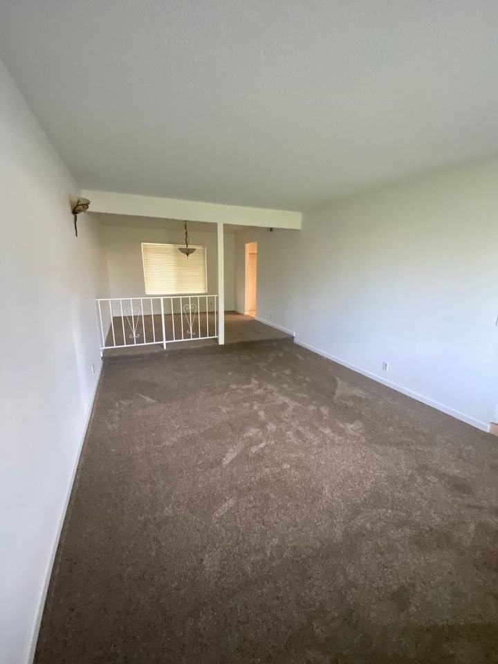 183 Clayton Cir - Photo 3 of 13