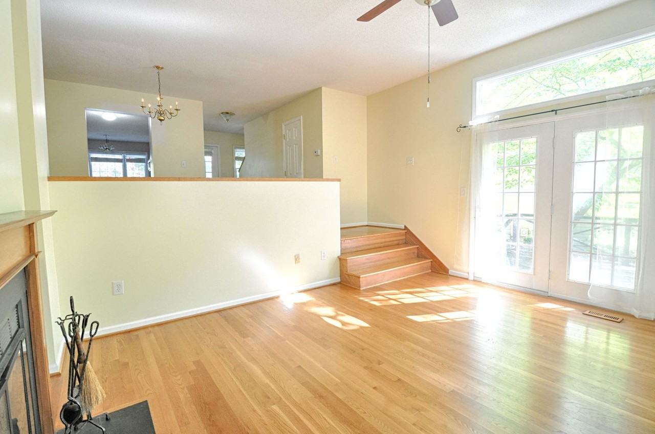 106 Mallard Ct - Photo 4 of 16