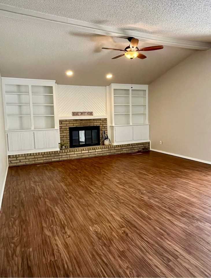 6604 Blue Spruce Ct - Photo 2 of 20