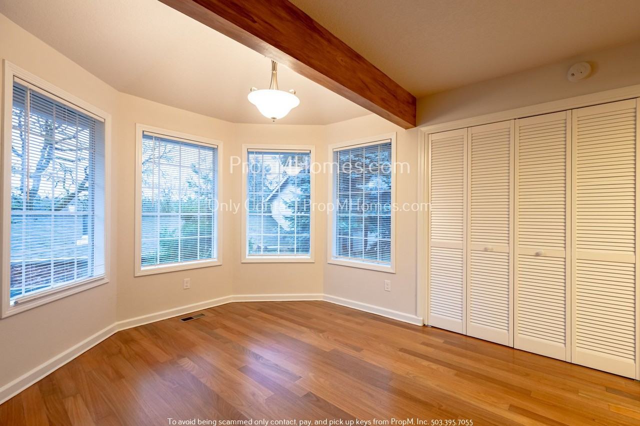 4172 Imperial Dr - Photo 7 of 22