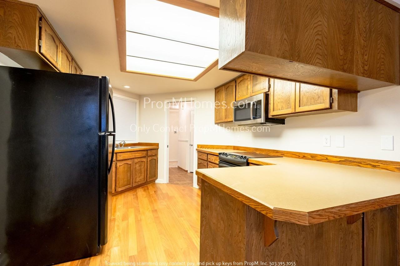 4172 Imperial Dr - Photo 5 of 22