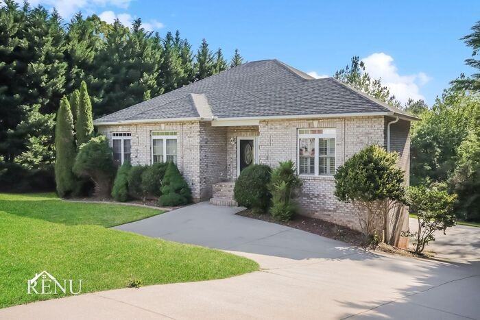 1703 Running Deer Dr Nw - Photo 2 of 17