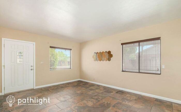 4710 E Montecito St - Photo 2 of 10