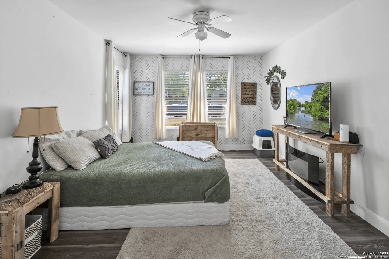 4131 Bikini Drive - Photo 2 of 9