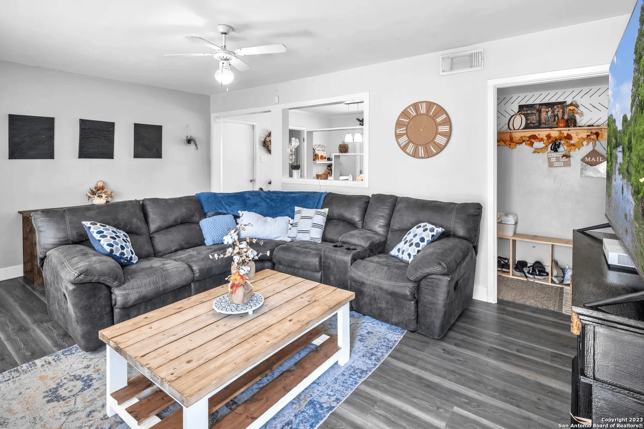 4131 Bikini Drive - Photo 7 of 9