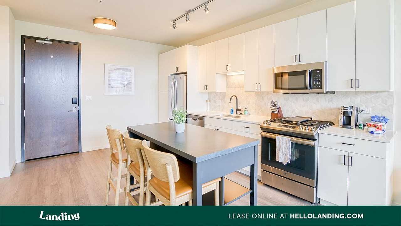 2480-2522 N. Milwaukee Ave. - Photo 3 of 50