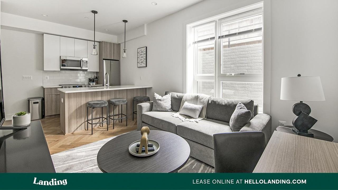 3743 12th St NE - Photo 6 of 50