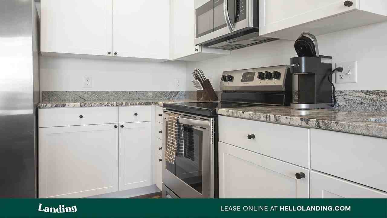 Exchange - Photo 5 of 50