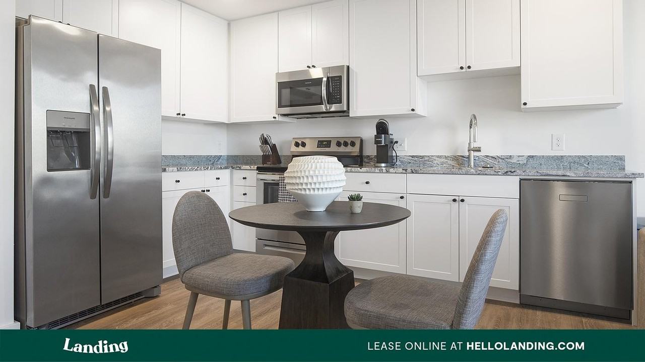 Exchange - Photo 6 of 50