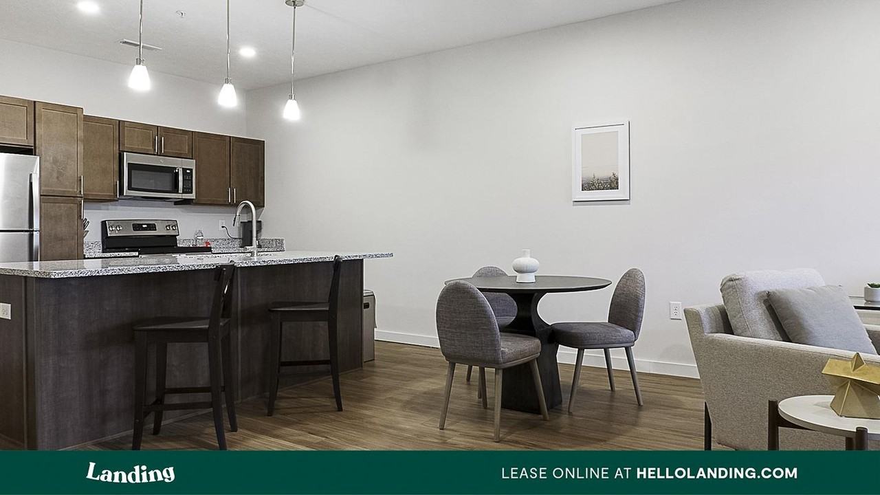 9906 Runway Drive - Photo 6 of 50