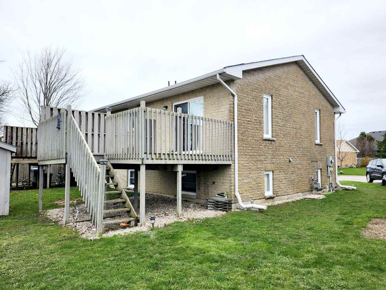 23 Lee Crescent - Photo 2 of 24