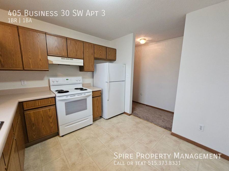 405 Business 30 Sw Apt 3 - Photo 2 of 8