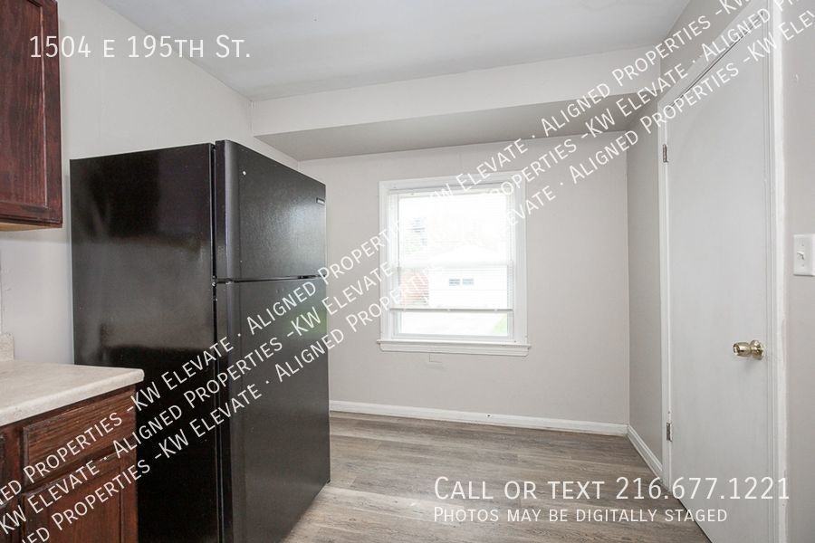 1504 E 195th St - Photo 6 of 27