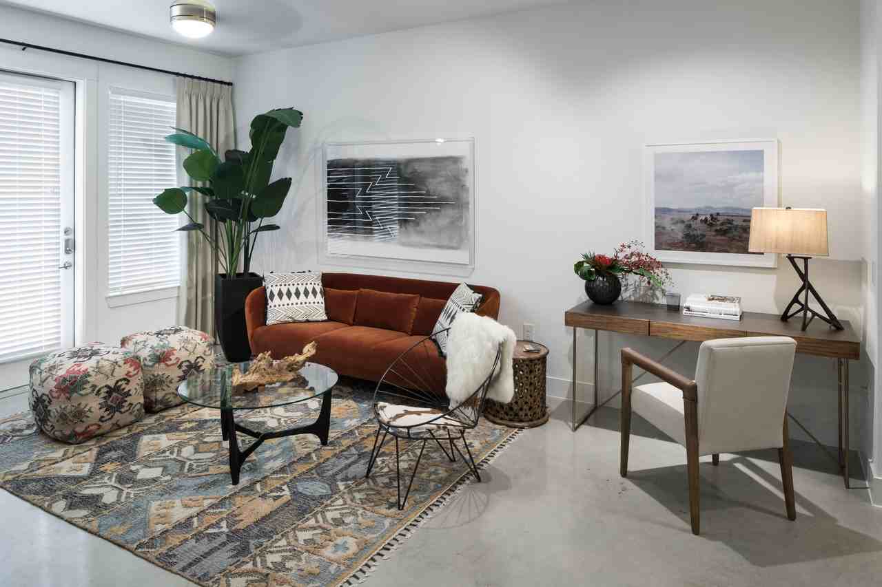 4007 Sabio Dr #B2-18