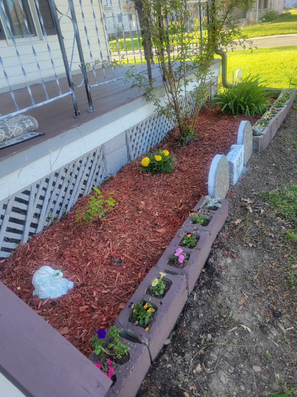 601 W Van Buren St - Photo 2 of 14