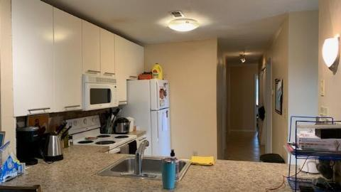 1210 University Ter #F - Photo 4 of 9