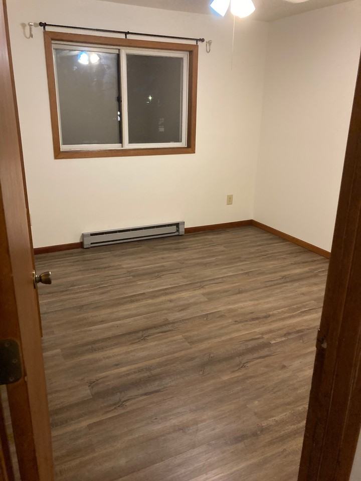 123 N Adams St #1 - Photo 6 of 11