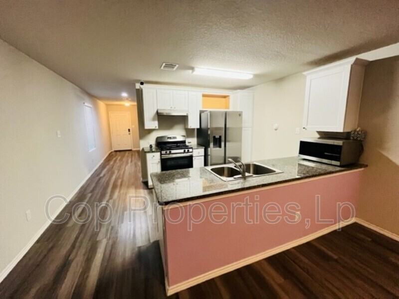 4235 Mesa Cv - Photo 2 of 17