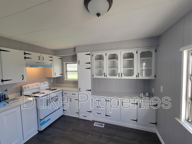 38 Sundown Rd #2 - Photo 3 of 17