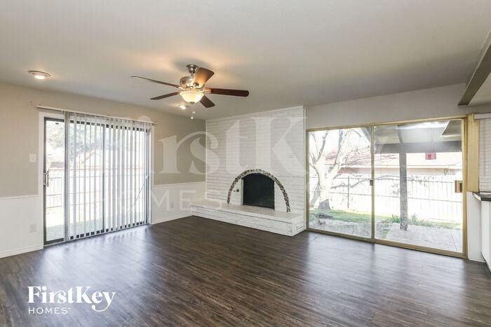 2921 Dove Meadow Dr - Photo 2 of 15