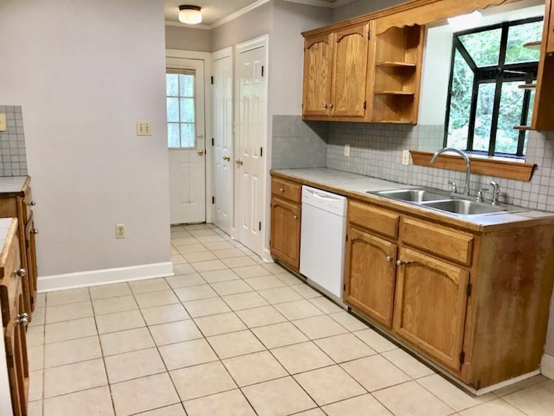 17492 Avalon Ter #NA - Photo 3 of 11