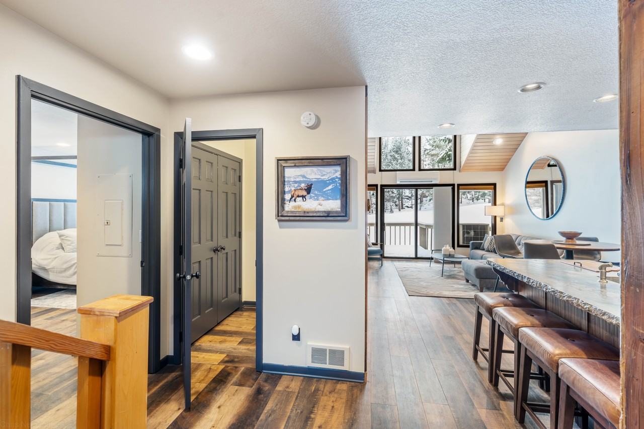 181 Golf Ter #B - Photo 5 of 29