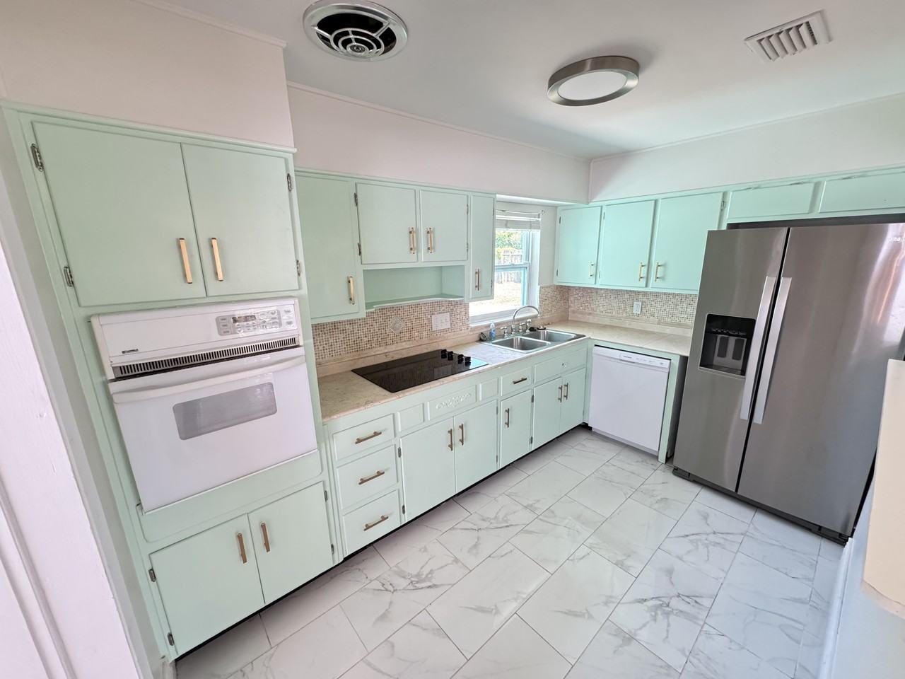 1948 Garner Ave #NA - Photo 3 of 13