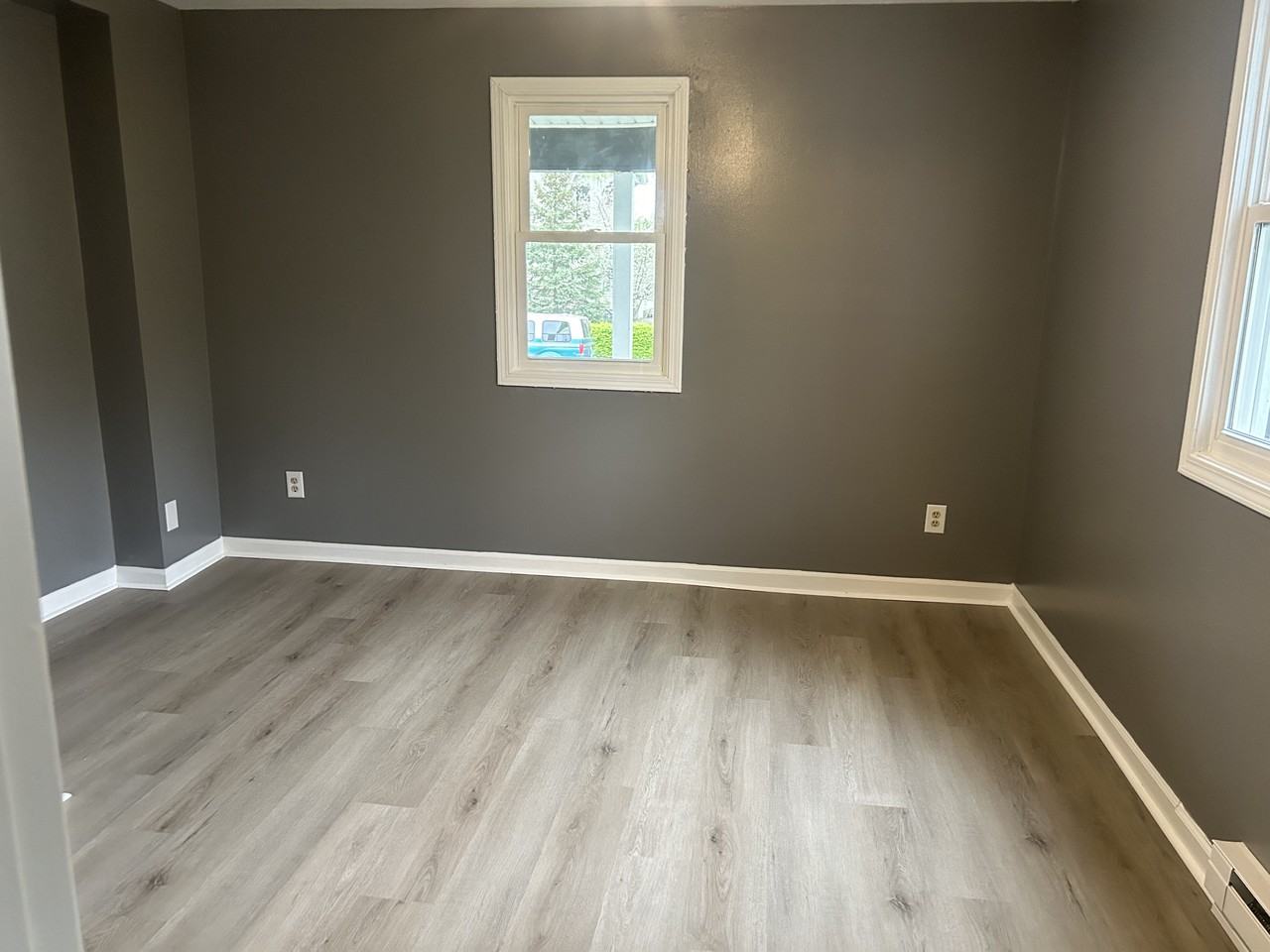 459 S Harrison Ave #1 - Photo 4 of 9