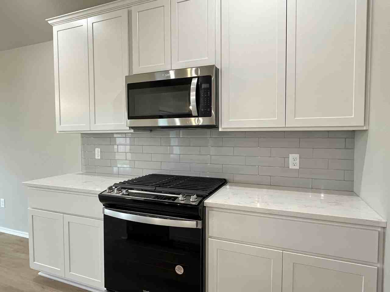 1406 S 72nd Pl #NA - Photo 7 of 31
