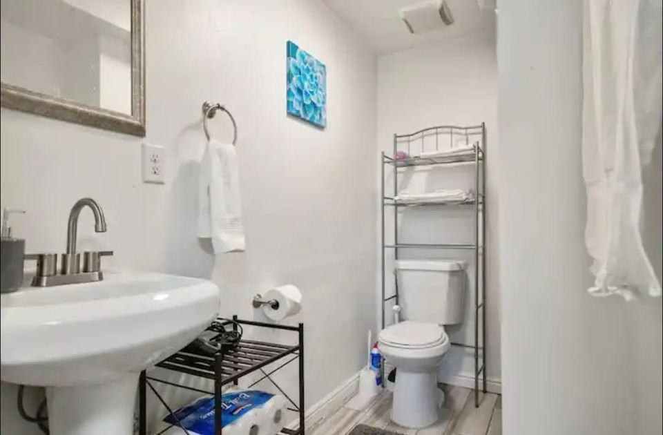 1886 W 500 N - Photo 6 of 11