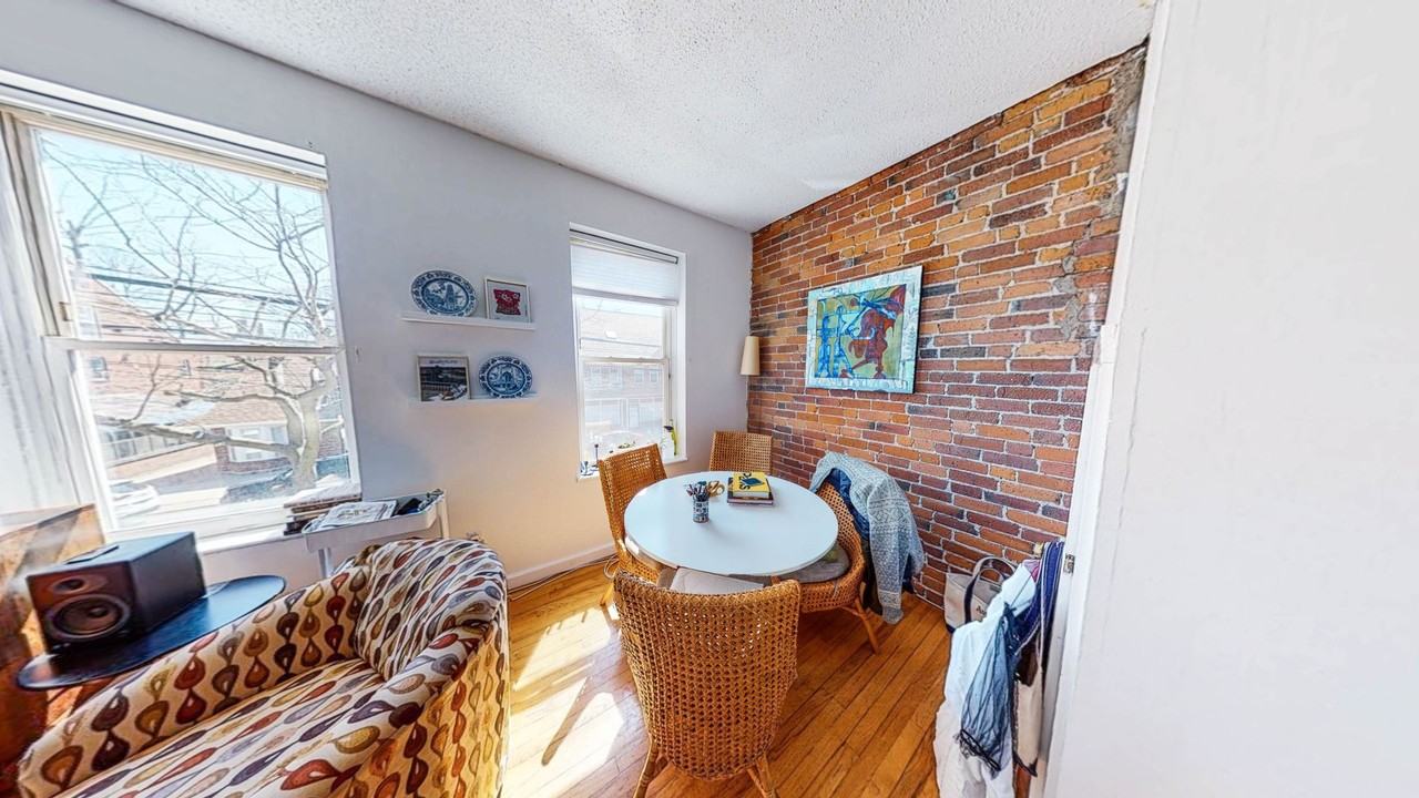 922, 924, and 926 State Street - Photo 2 of 24