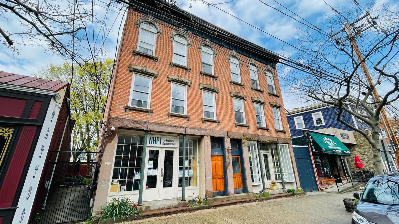 924 State St #2 - Photo 6 of 24