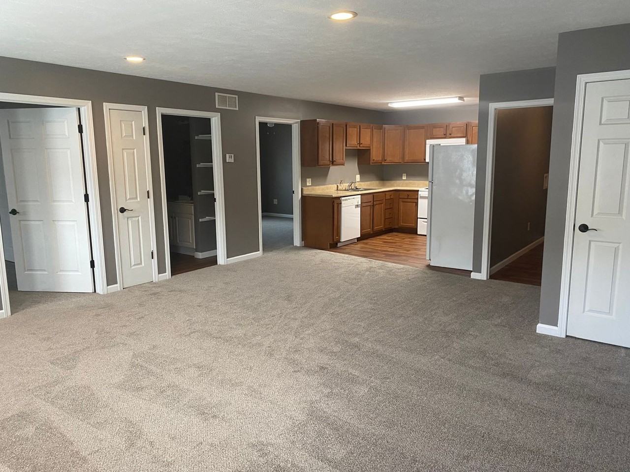 631-633 11th Dr. NW - Photo 3 of 11