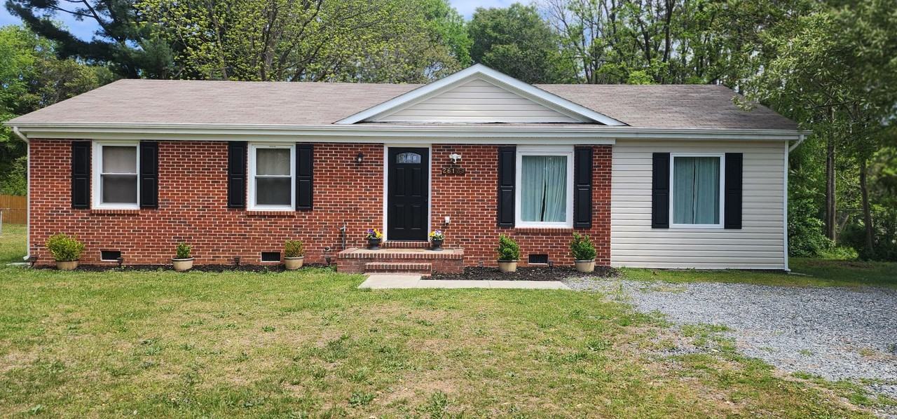 26139 Townfield Dr - Photo 3 of 29