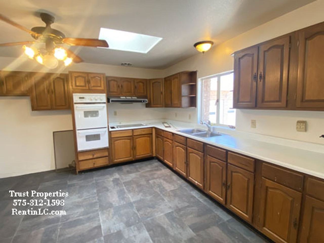 13509 Smokey Rd - Photo 3 of 9