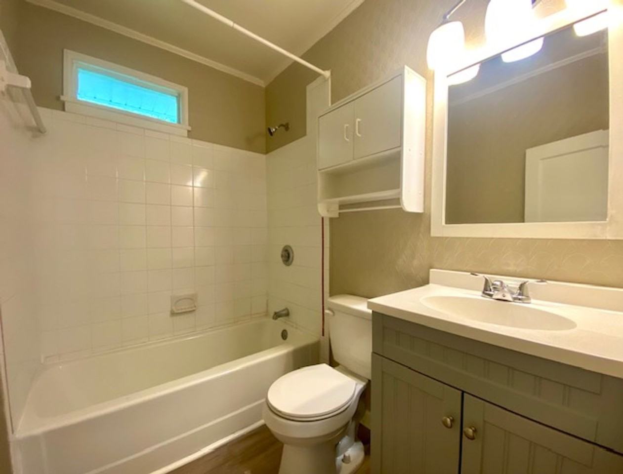 154 Franklin Ave Nw - Photo 7 of 15