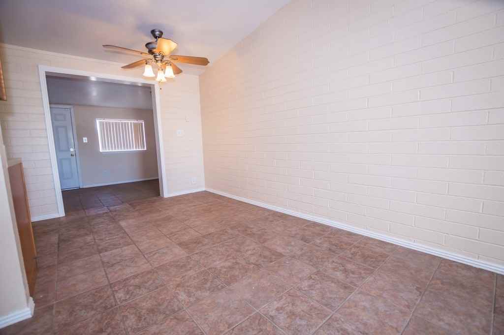 332 Whitton St - Photo 6 of 28