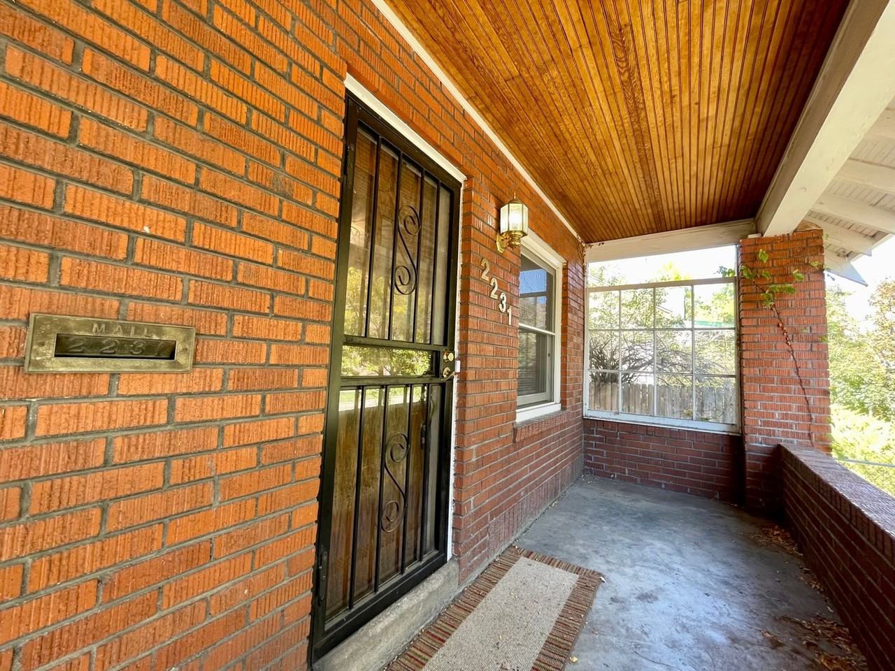 2231 S High St - Photo 2 of 39