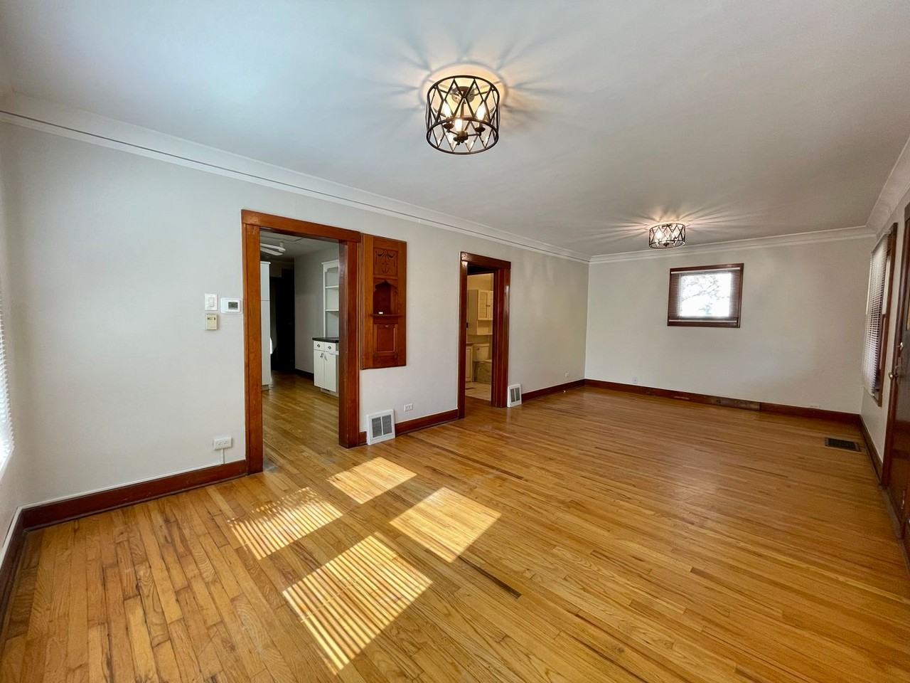 2231 S High St - Photo 7 of 39