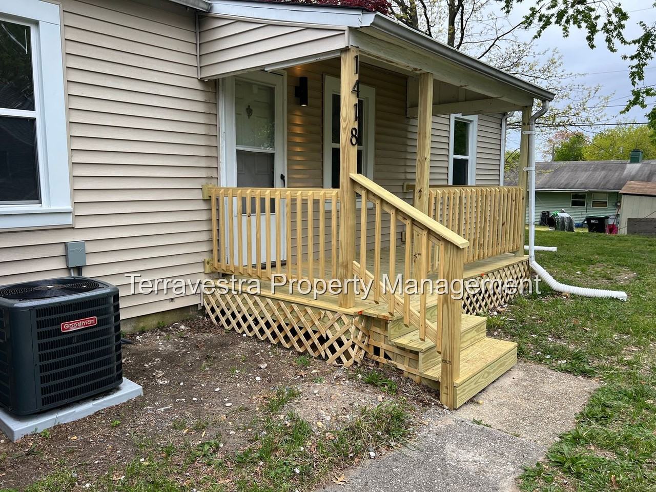 1418 2nd Ave - Photo 3 of 15