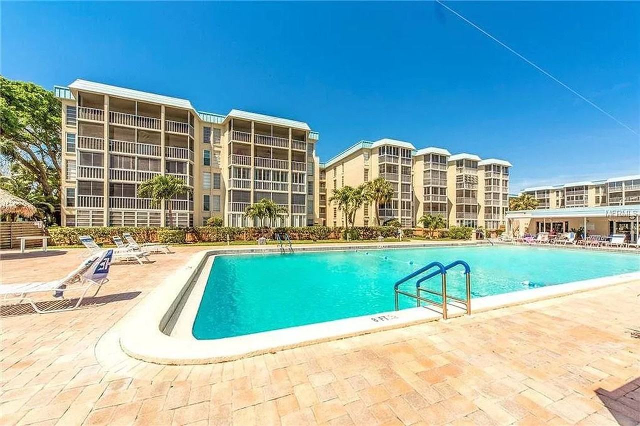 4920 38th Way S - Photo 3 of 32