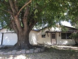 featured image of 1318 Chestnut Ln