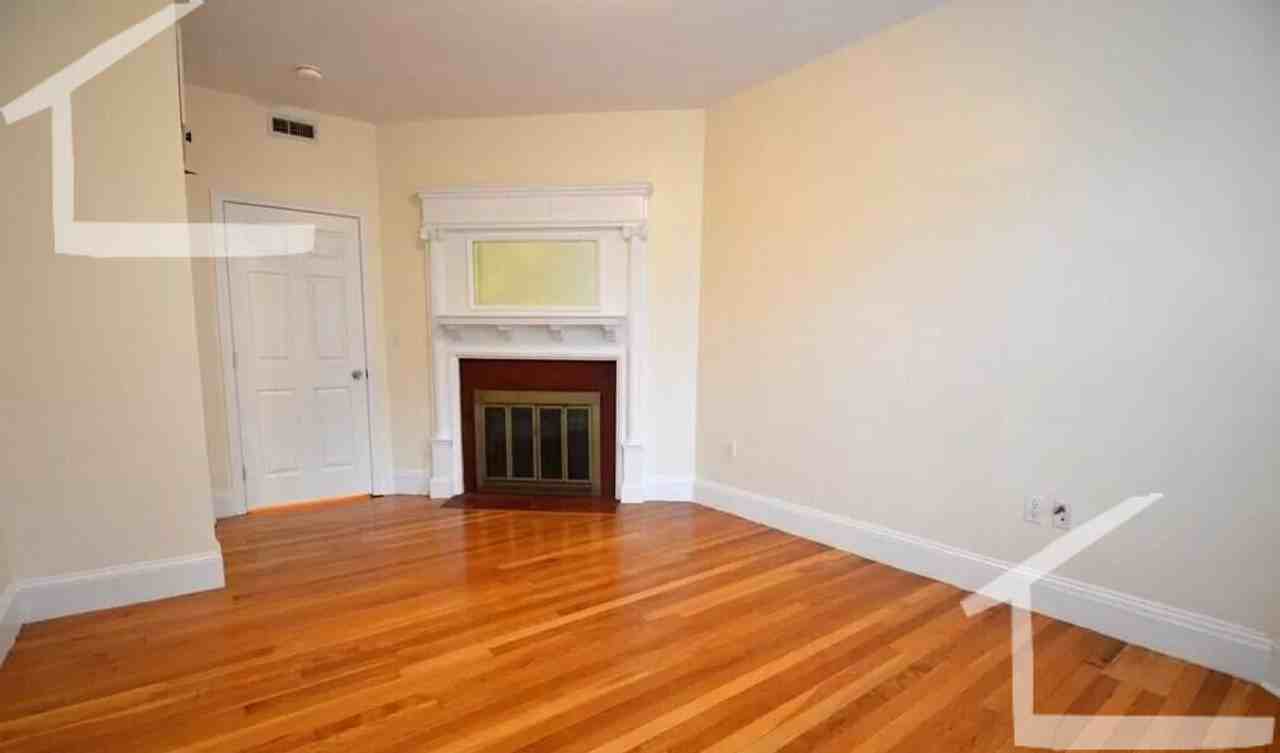 191 Winthrop Rd - Photo 7 of 13