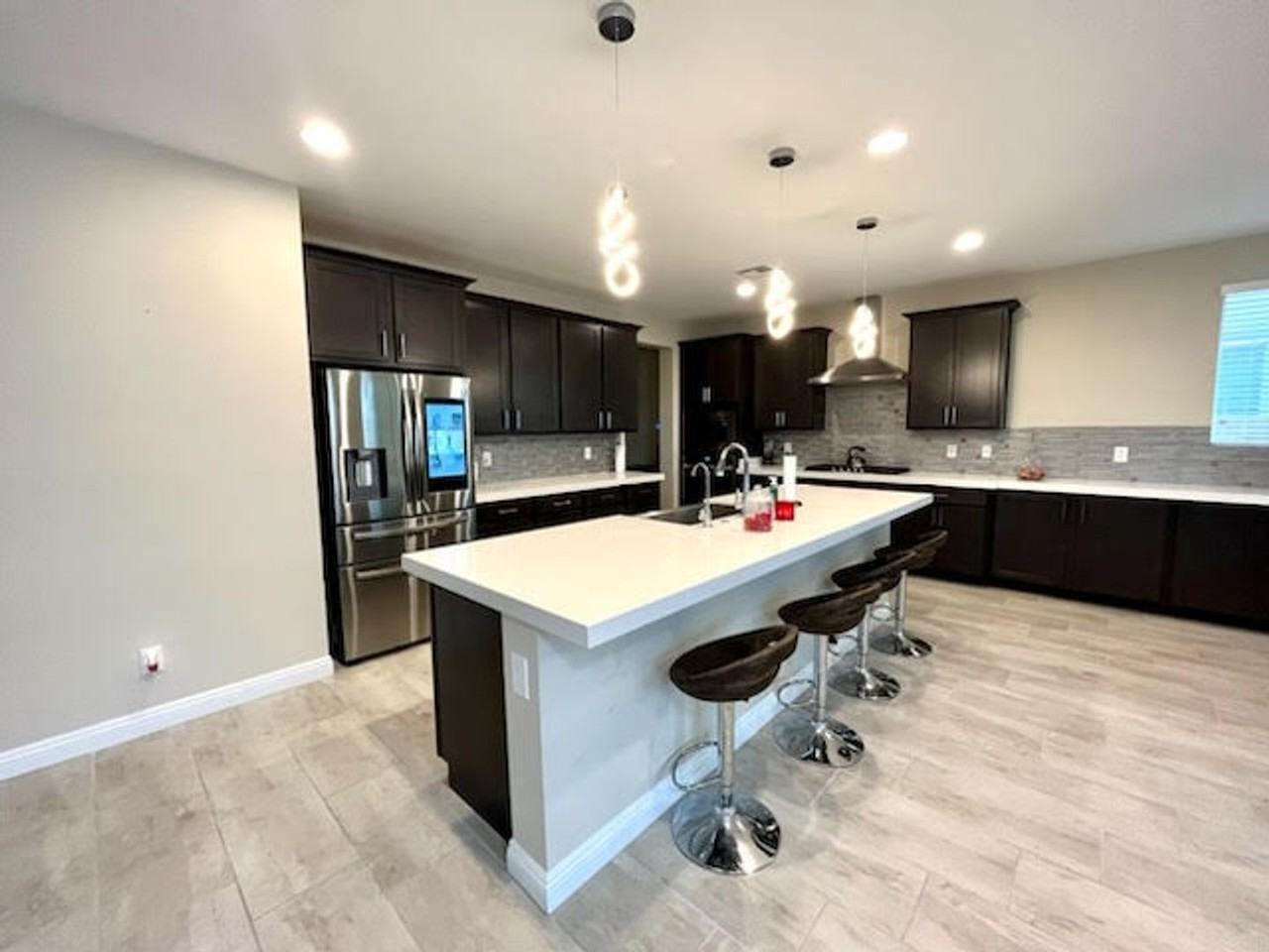8084 Skye Dragon St - Photo 7 of 34