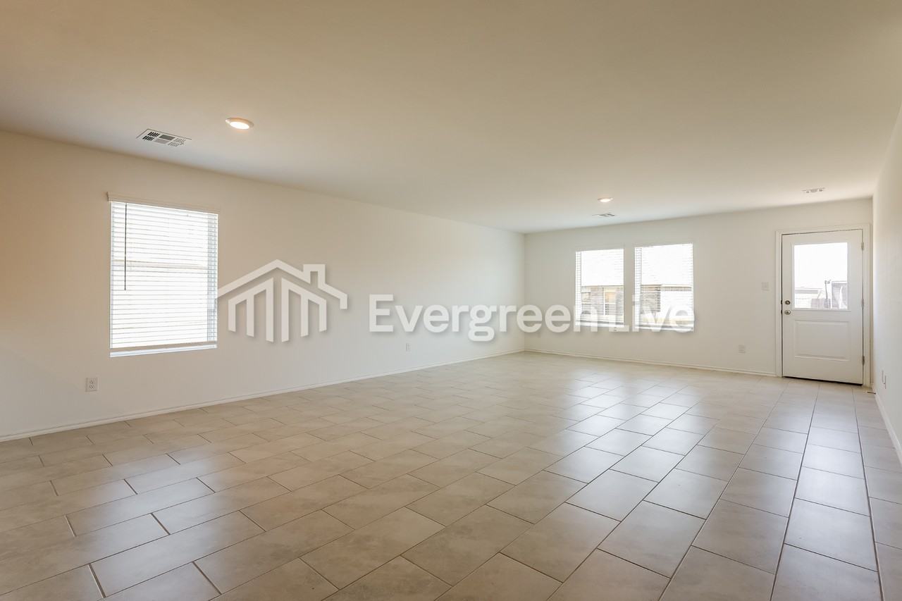 10912 Sw 22nd St - Photo 3 of 15