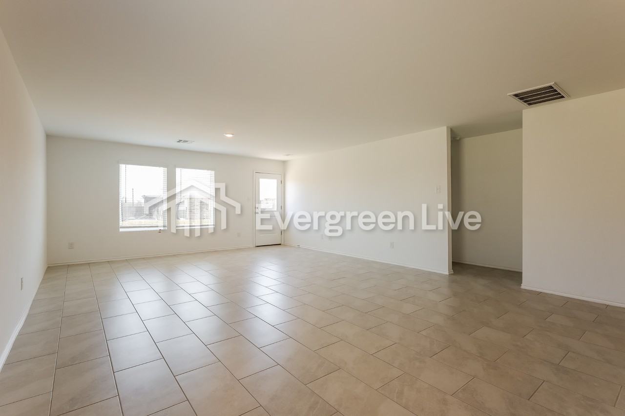 10912 Sw 22nd St - Photo 5 of 16