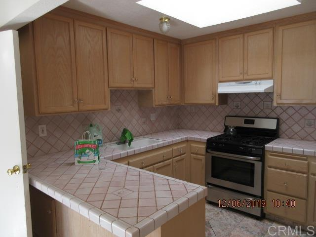 1571 Citrus Way - Photo 2 of 20