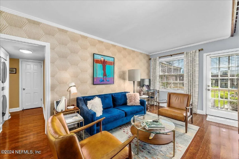 834 Cedar Street - Photo 3 of 12